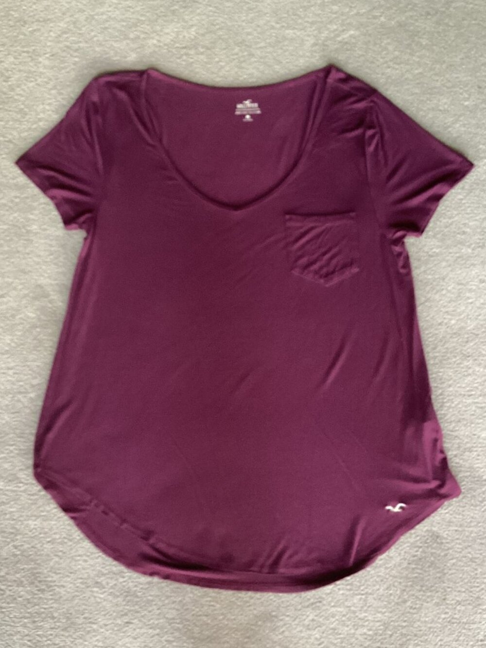 Hollister Soft Maroon T-shirt - Medium